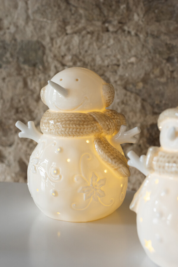 Set 2 oameni de zăpadă din lut, cu LED și stele, alb/bej, 17.5x15.5x12.5 cm